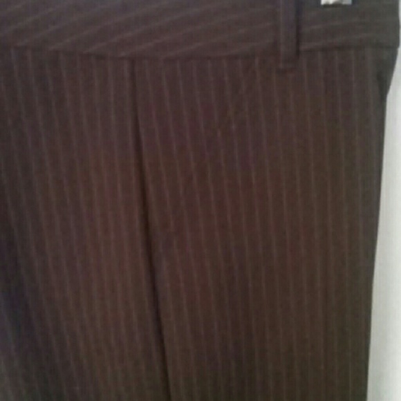 NWT XOXO Brown Pinstripe Trouser Shorts Jr Sz 5/6 - Picture 2 of 4